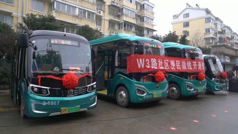“萌”巴上线，金旅网红星辰投运泰州公交线路